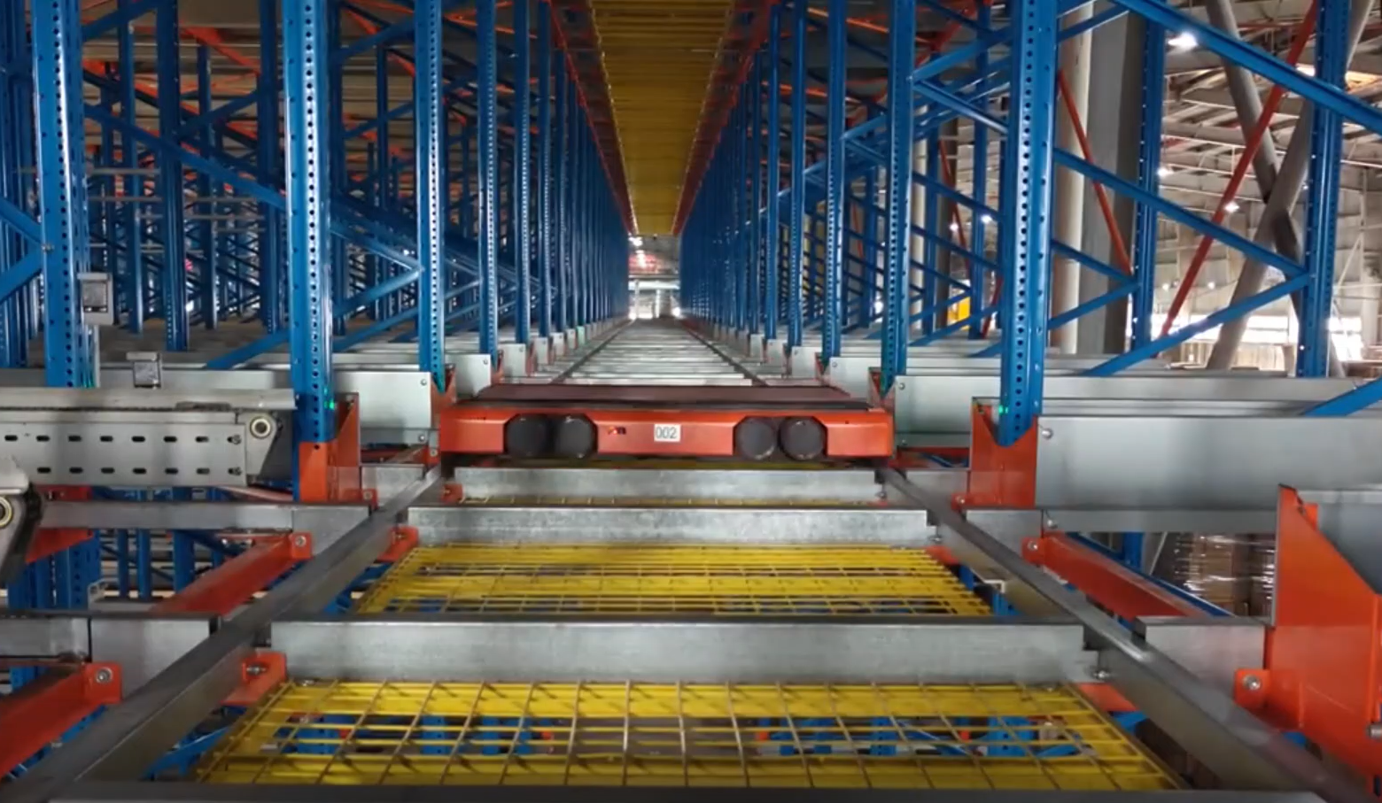 Bullseye has successfully customized a professional 4-way shuttle AS/RS warehouse for a leading packaging enterpris